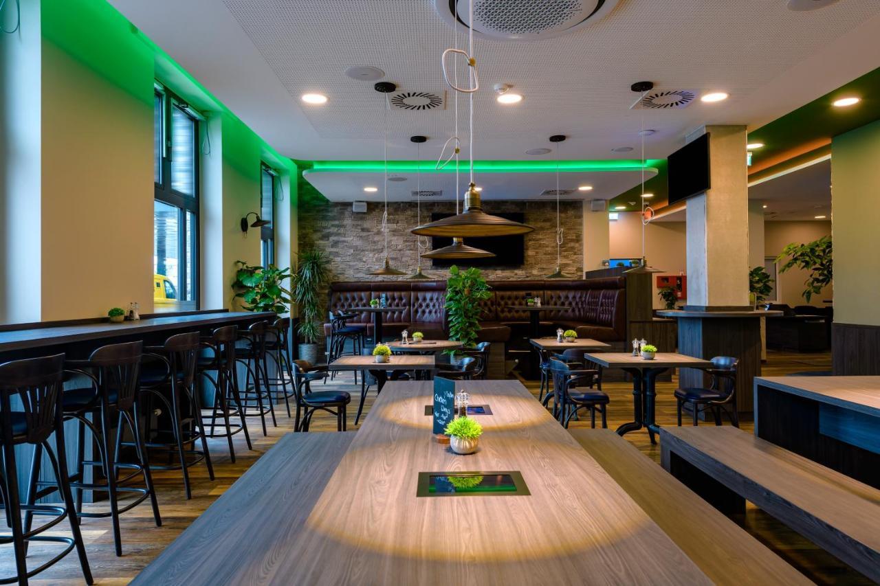 Ibis Styles Kiel City Exterior foto