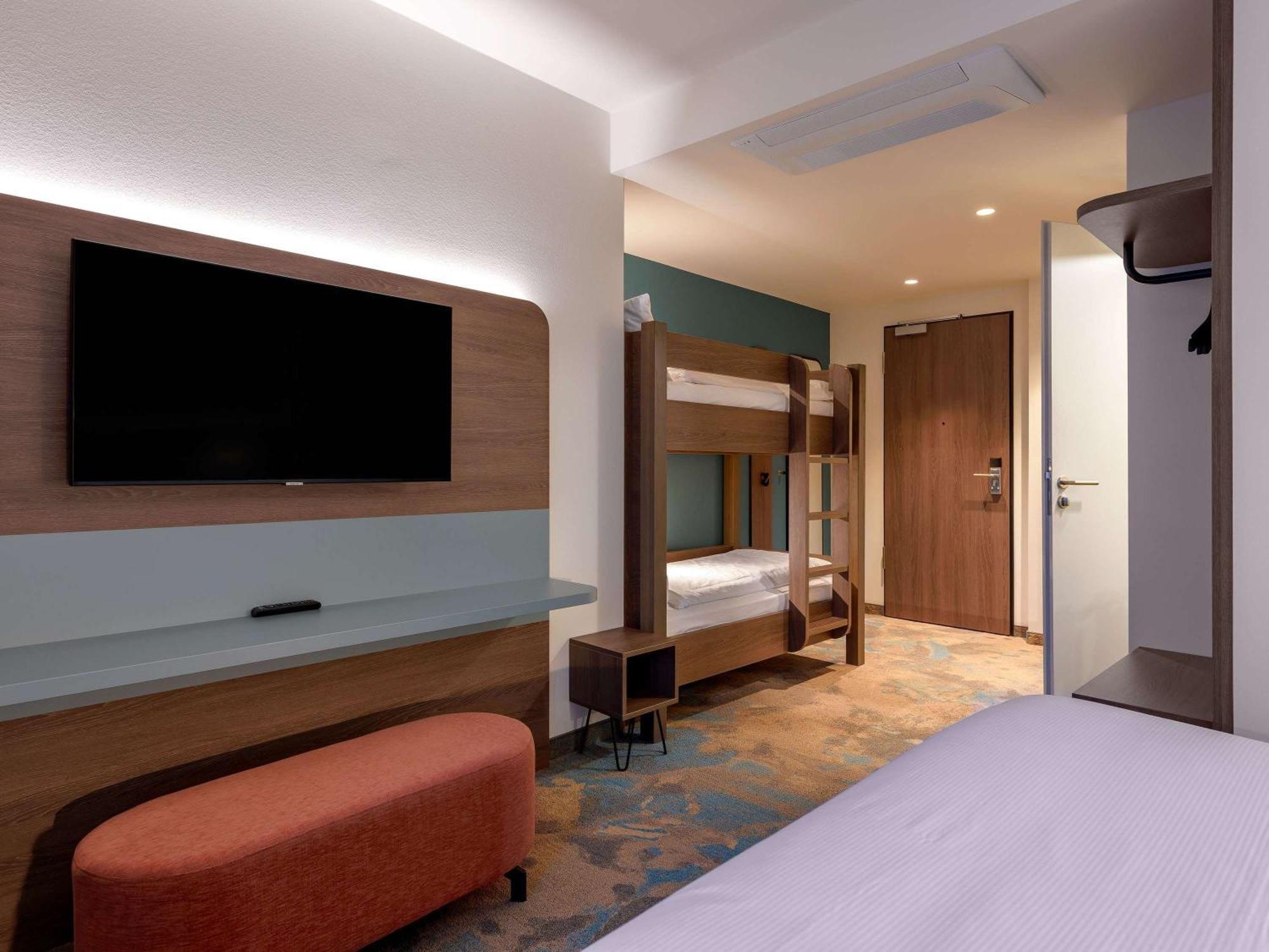 Ibis Styles Kiel City Exterior foto